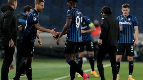 Primer parte médico de Duván Zapata tras salir lesionado en la Champions