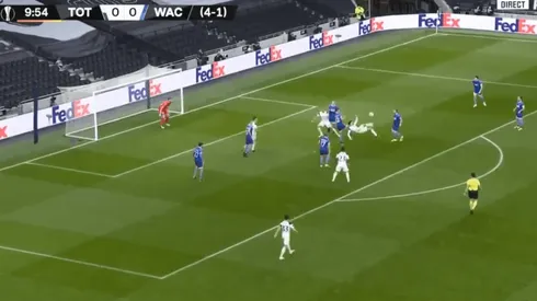 Ayer Giroud, ¡hoy Dele Alli! Controló y clavó un golazo de chilena