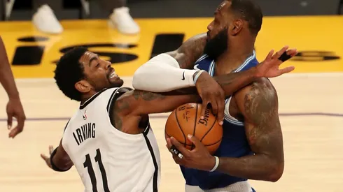 Kyrie Irving y LeBron James