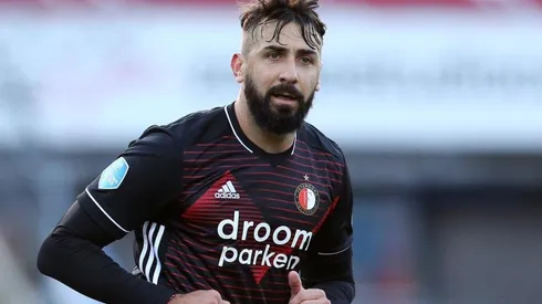 Lucas Pratto con la camiseta de Feyenoord.