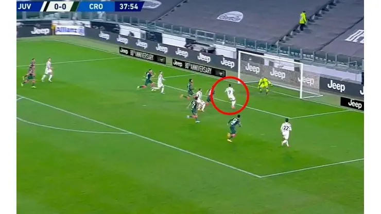 Cristiano ganó de cabeza y puso el 1 a 0 de la Juventus ante Crotone