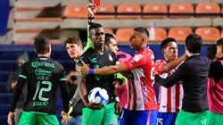 Continúa la polémica por el supuesto caso de racismo contra Felix Torres.