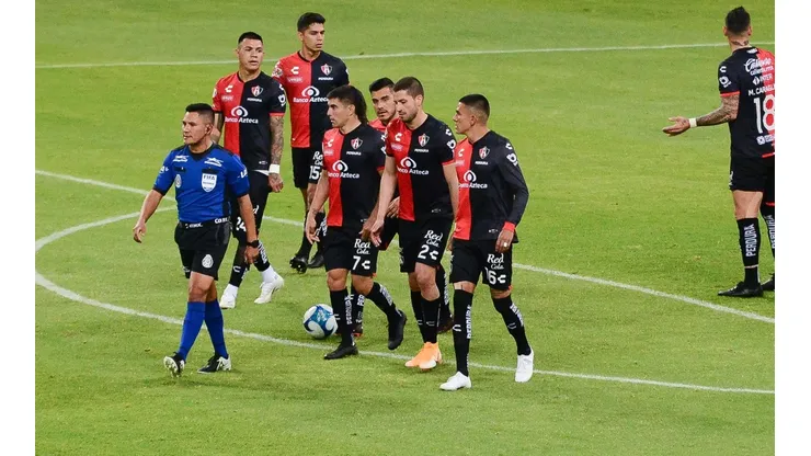 Atlas buscará ganarle el partido al América en la mesa