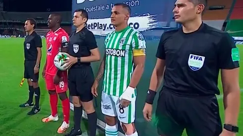 Así fue el lamentable arbitraje en el duelo Nacional vs. América