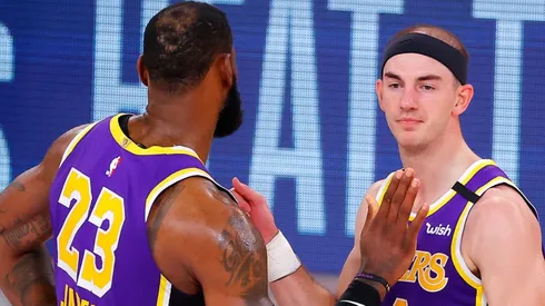 LeBron James y Alex Caruso