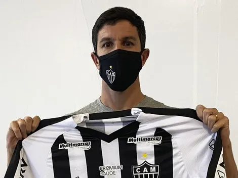 Van a llorar en River: Nacho Fernández llegó a Atlético Mineiro y posó con la camiseta