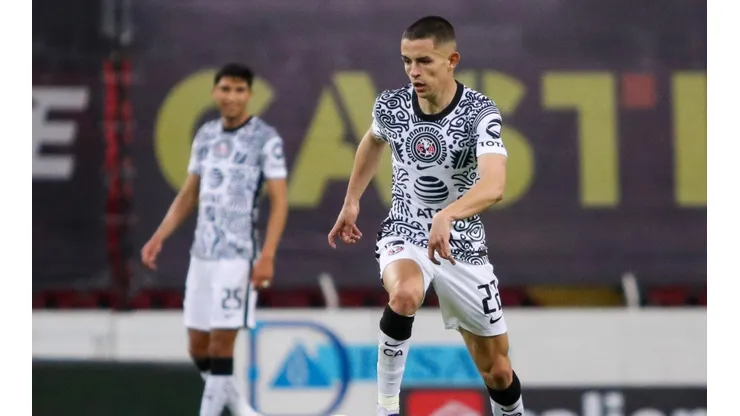 Chelís destrozó al América y apuntó contra Fidalgo