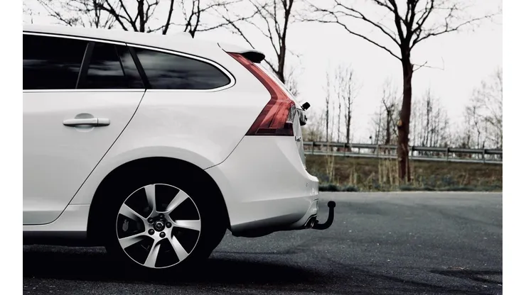 9 beneficios de conducir un auto híbrido
