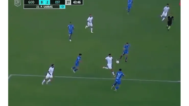 Marche un Premio Puskas: Sabbag entró, la paró de pecho y clavó un golazo