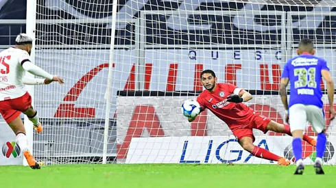 Toluca le empató el partido a Cruz Azul en tres minutos.