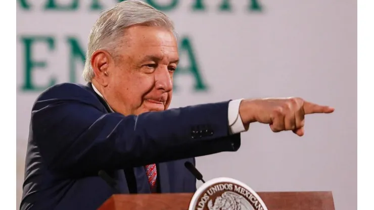 AMLO eligió apoyar a Berchelt en vez de a Valdez.