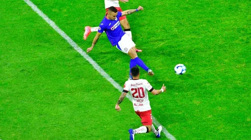 Jonathan Rodríguez adelantó a Cruz Azul ante Toluca