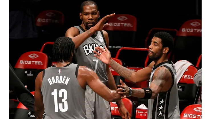 James Harden, Kevin Durant y Kyrie Irving