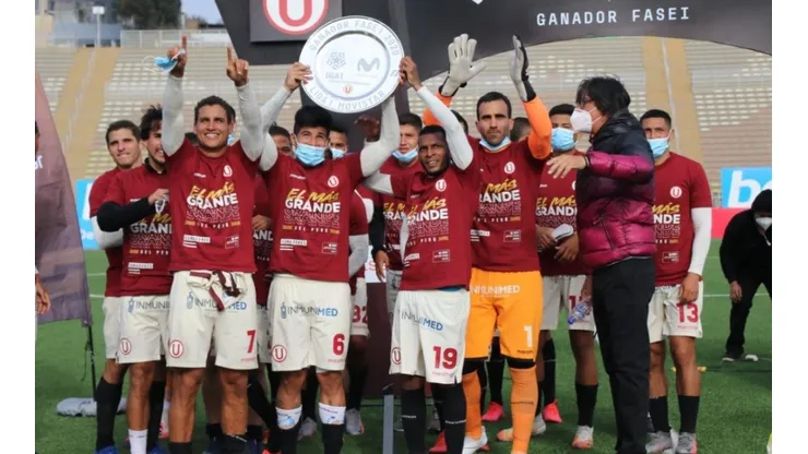 Universitario sigue buscando al reemplazante de Jonathan Dos Santos.