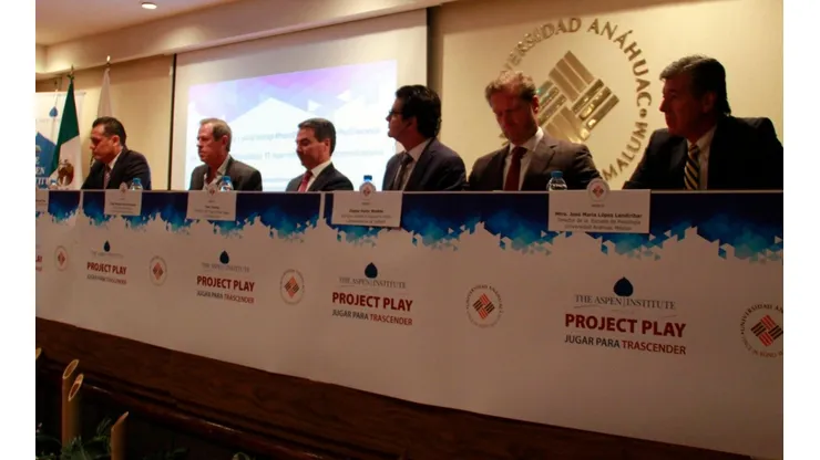 Las principales ligas y federaciones del país se unieron para ayudar la niñez de México.