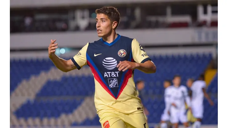 Santiago Cáseres jugará en Vélez Sarsfield de Argentina