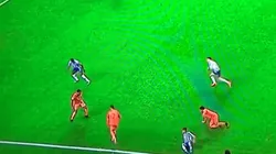 Video: Cristiano Ronaldo juega hasta contra sus compañeros de Juventus