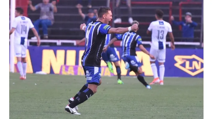 Dio la sorpresa: Almagro eliminó a Talleres y jugará con River por los cuartos de final