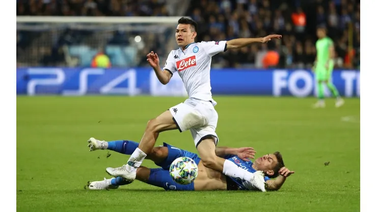 Hirving Lozano todavía no puede demostrar su nivel en Nápoli.