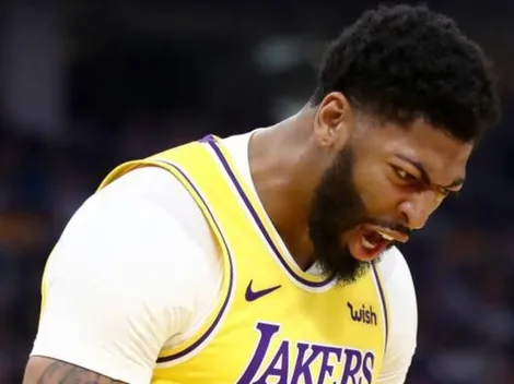 Frank Vogel habló sobre el debut de Anthony Davis y usó una palabra muy fuerte para describirlo