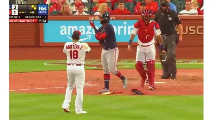 Así son los playoffs: Bravos y Cardenales casi se van a las manos para una épica pelea