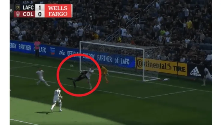 Triplete de Carlos Vela para convertirse en el máximo goleador de la historia de la MLS