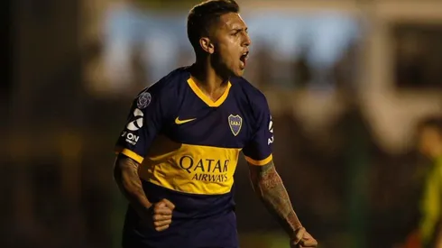 El festejo de gol de Agustín Almendra.