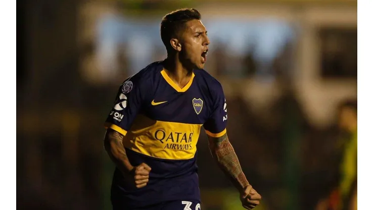 El festejo de gol de Agustín Almendra.