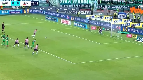 Golpazo de Junior en Medellín: le gana a Nacional con penal de Luis Narváez