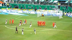 Se prendió el clásico caleño: de tiro libre, Féiver Mercado se apuntó un golazo