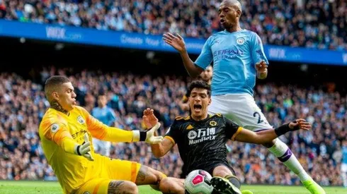 Desconocido: Raúl Jiménez desperdició dos clarísimas en cinco minutos