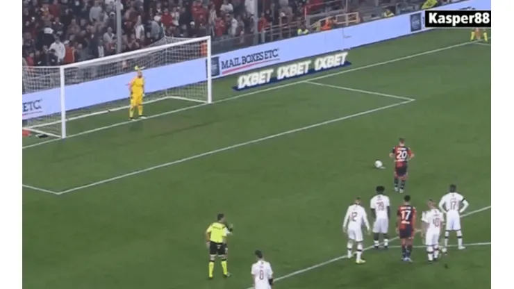De villano a héroe: Pepe Reina tapó un penal a los 91' y salvó al Milan