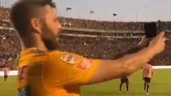 ¡Gol y selfie! El 2-0 de Gignac a Santos