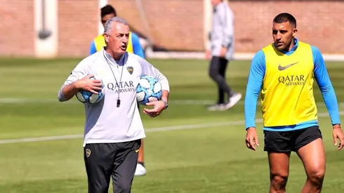 Gustavo Alfaro en la práctica de Boca.