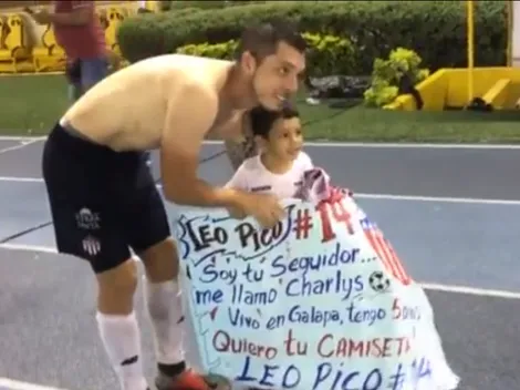 El bonito gesto del jugador del Junior Leonardo Pico que se llevó el aplauso de todos