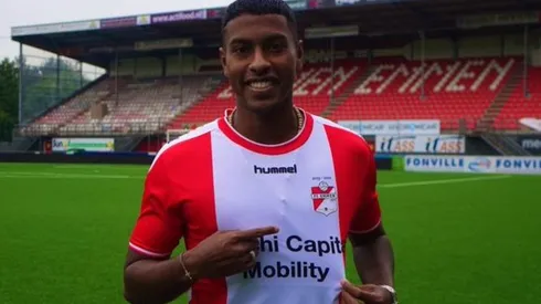 Es oficial: Miguel Araujo fue presentado en su nuevo club