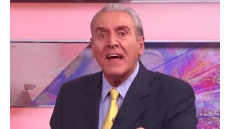 Carlos Albert despedazó a Briseño