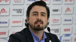 Amaury Vergara sostuvo que el equipo "no está en venta" y los seguidores estallaron de bronca