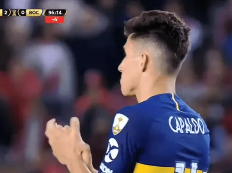 El VAR llamó al árbitro, hizo expulsar a Capaldo y el de Boca le aplaudió en la cara