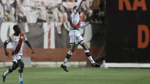 Advíncula jugó la primera división la temporada pasada.