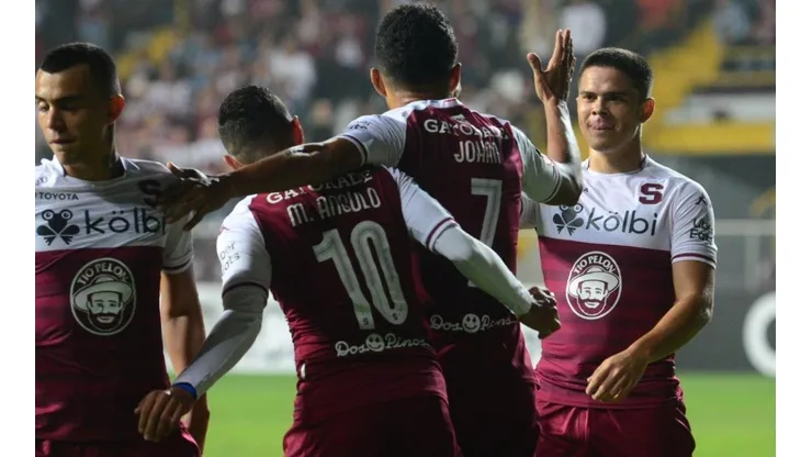 Saprissa visita a CAI