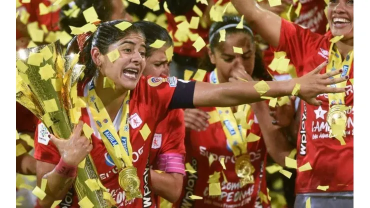 Catalina Usme, sin filtro: " Juep... partido tan duro, es un sueño cumplido"