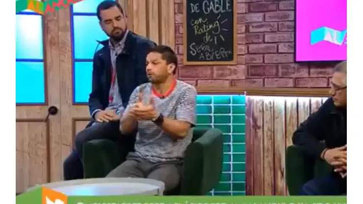 García suele ser reportero de cancha cuando juega Perú.