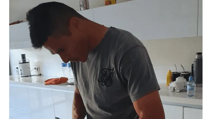 Dejalo vivir: Roncaglia subió una foto cocinando y una cuenta Xeneize le puso los puntos