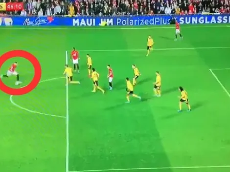 Le pega un poquito: McTominay se acomodó y la clavó en el ángulo