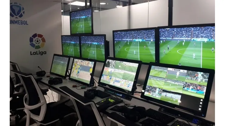 El VAR se prepara para un partido realmente importante.