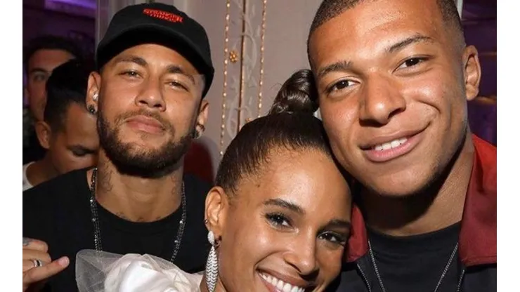 Rodeados de modelos: la fiesta a la que fueron Neymar y Mbappé tras ganar con el PSG