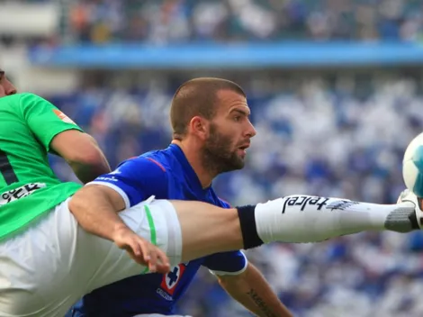 Villa reveló que fue amenazado para irse de Cruz Azul