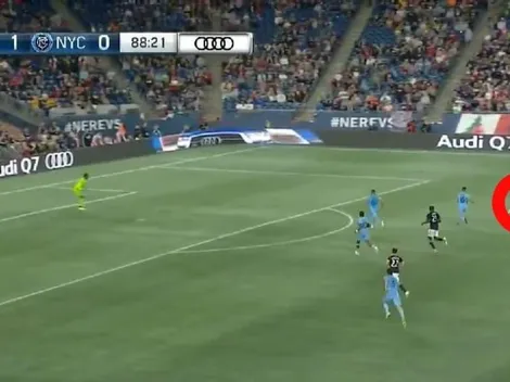 Lo vio adelantado y pateó: Golazo de Gustavo Bou en la MLS