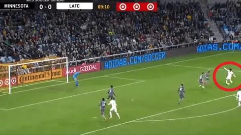 ¡Carlos Vela lo hizo! Marcó el gol número 31 en la temporada e igualó el récord de Josef Martínez